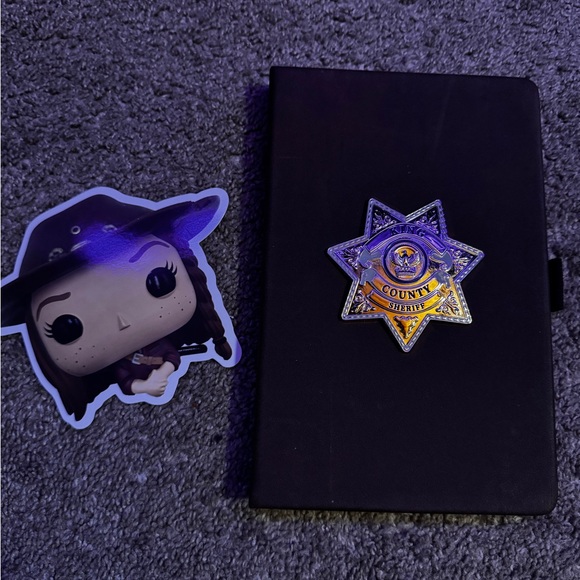 AMC The Walking Dead Supply Drop Collectible Box - Picture 7 of 12